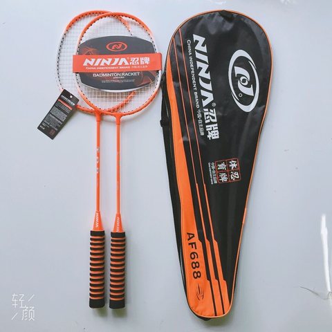 ↑忍牌AF688羽毛球拍
